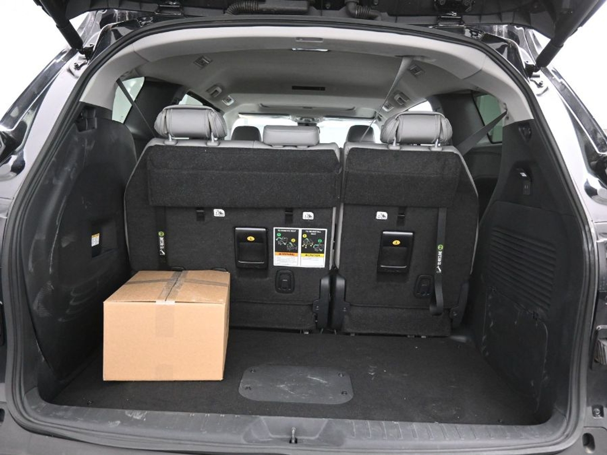 2025 TOYOTA SIENNA - Image 14