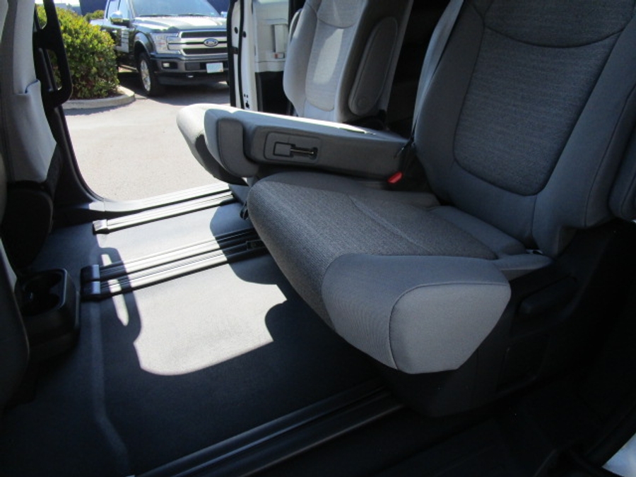 New 2025 Toyota Sienna Hybrid LE - BraunAbility Commercial Rear Entry Entry Fold Out Manual Ramp