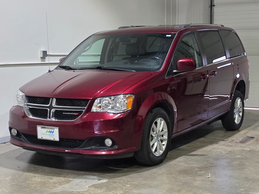 Red Dodge Grand Caravan image number 6
