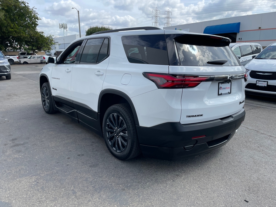 Used 2023 Chevrolet Traverse RS - BraunAbility Side Entry Entry In Floor Automatic Ramp
