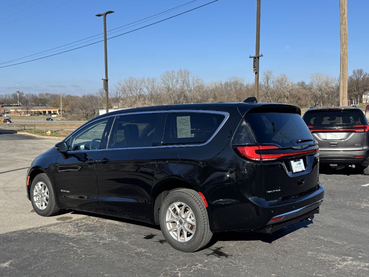 2024 CHRYSLER PACIFICA - Image 7