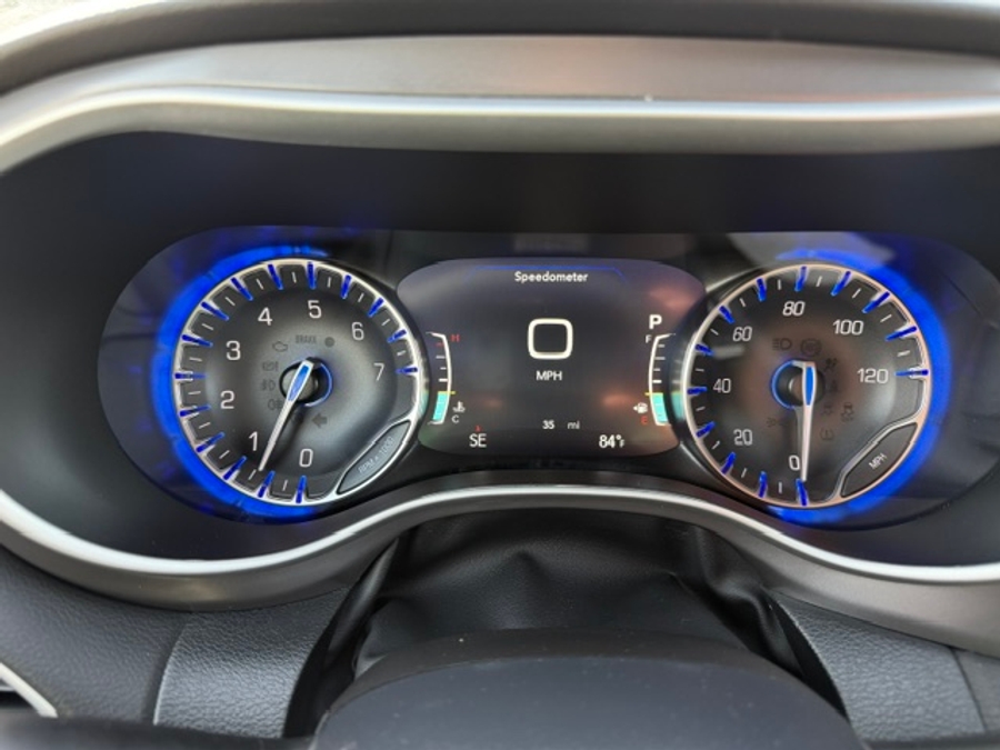 2026 Chrysler Voyager LX - Photo 16