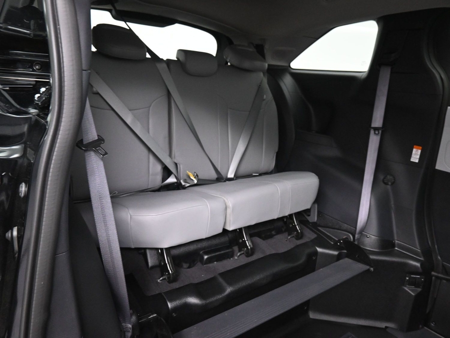 Black Toyota Sienna image number 9