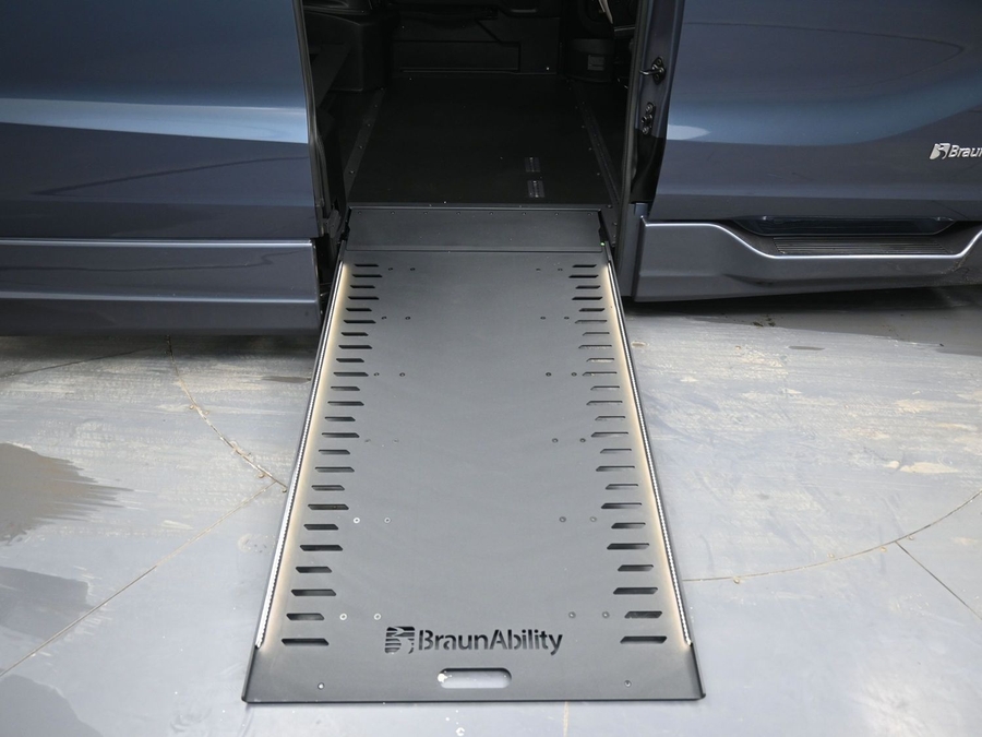 New 2026 Honda Odyssey EX-L - BraunAbility Side Entry Entry In Floor Automatic Ramp