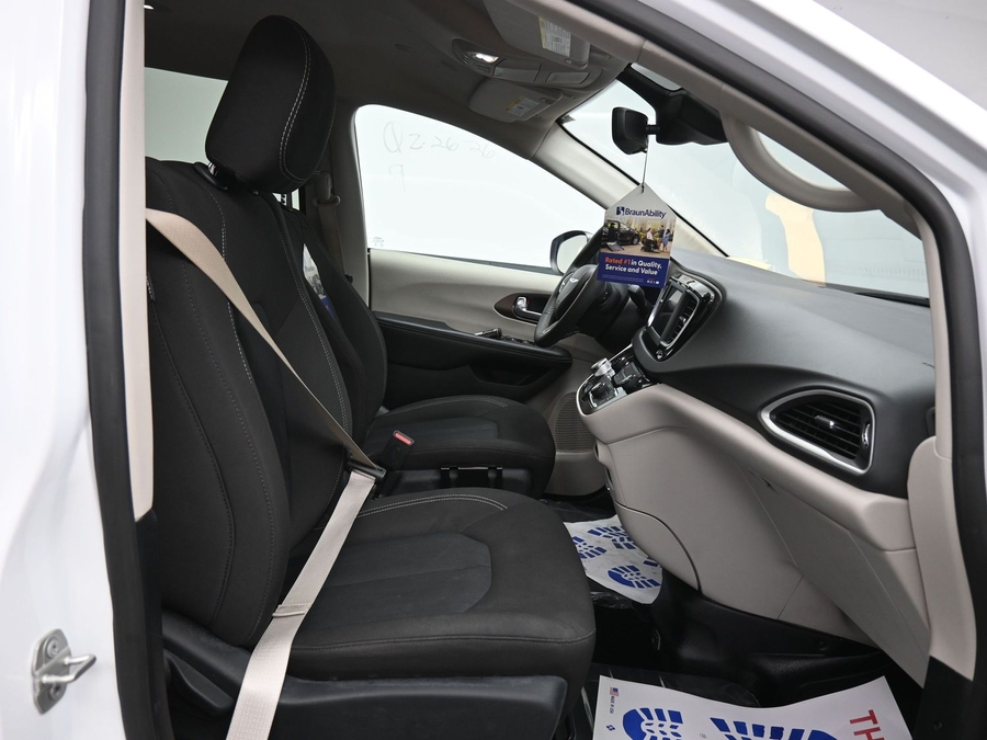 Used 2023 Chrysler Voyager LX - BraunAbility Side Entry Entry Fold Out Automatic Ramp