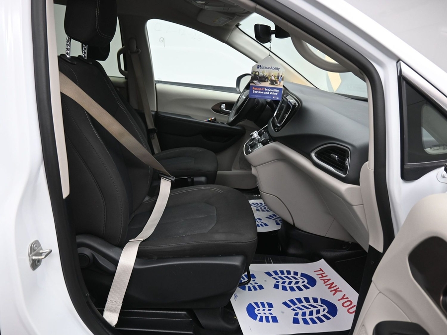 Used 2023 Chrysler Voyager LX - BraunAbility Side Entry Entry In Floor Automatic Ramp