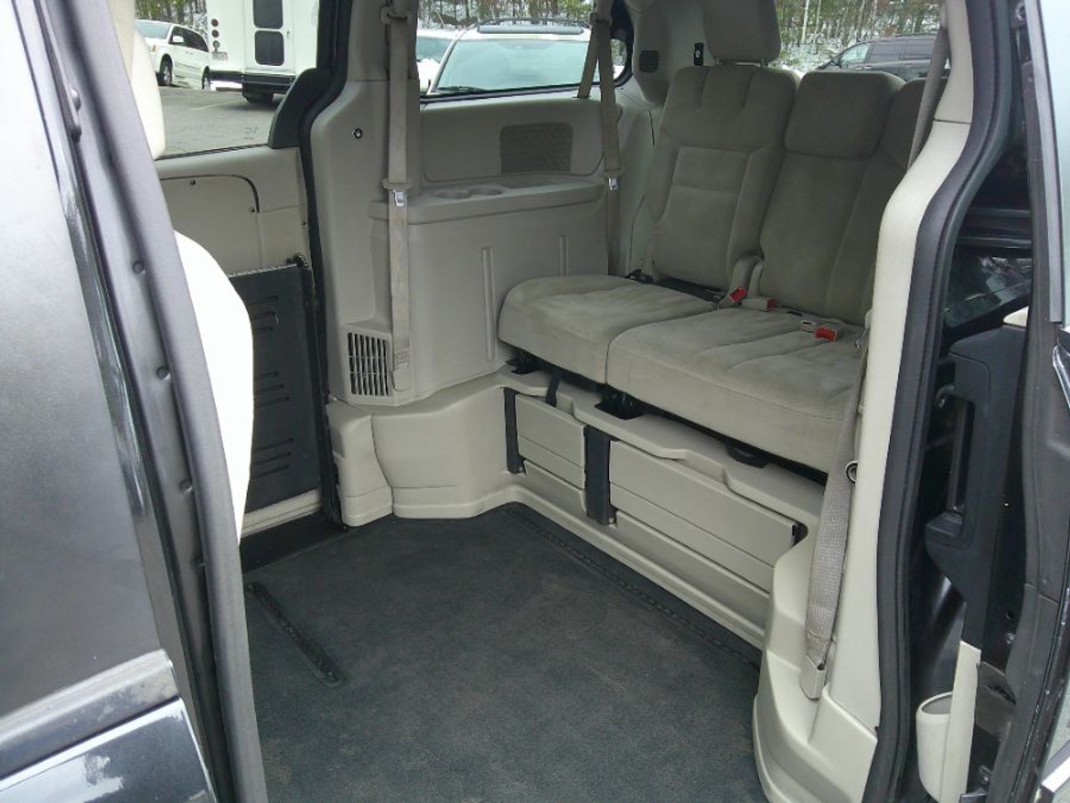 2016 DODGE GRAND CARAVAN - Image 23