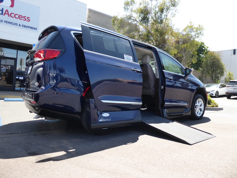 Used 2017 Chrysler Pacifica Touring L Plus - VMI Side Entry In Floor Automatic Ramp