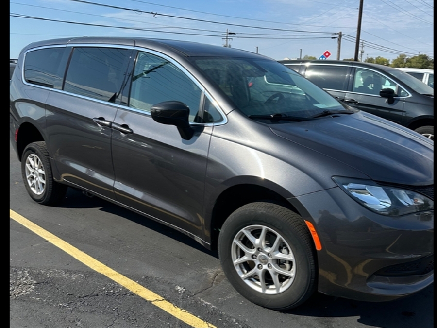 Used 2022 Chrysler Voyager LX -   Entry  Ramp