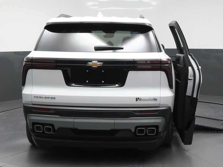 2026 Chevrolet Traverse LT - Photo 22