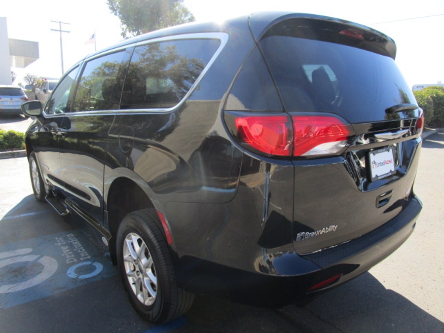 Used 2023 Chrysler Voyager LX - BraunAbility Side Entry Entry Fold Out Automatic Ramp