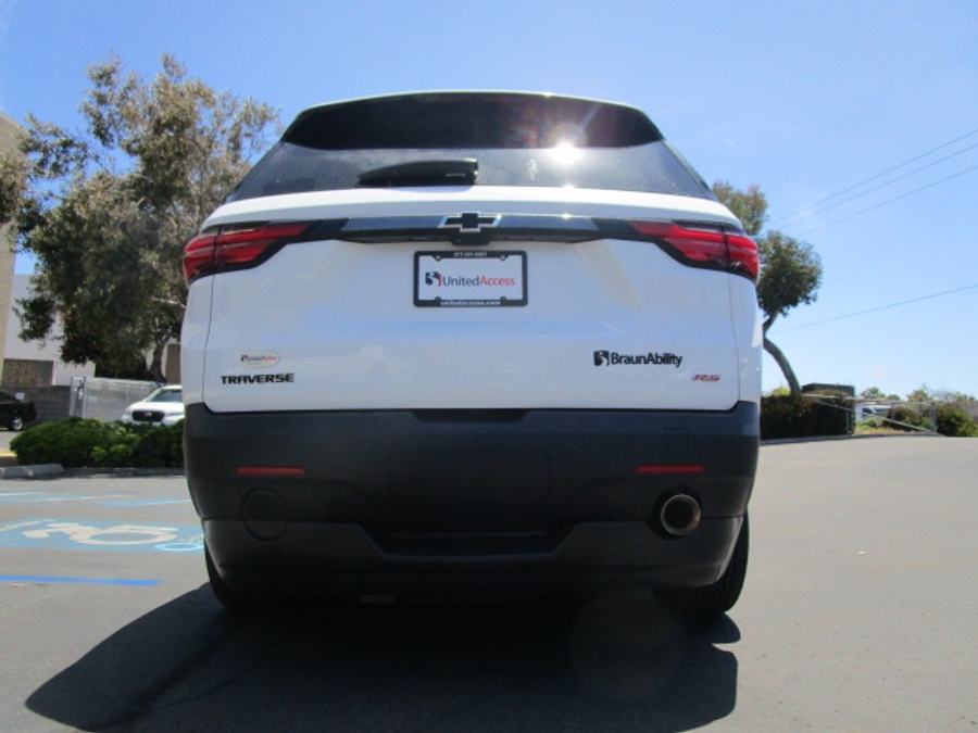 Used 2023 Chevrolet Traverse RS - BraunAbility Side Entry Entry In Floor Automatic Ramp