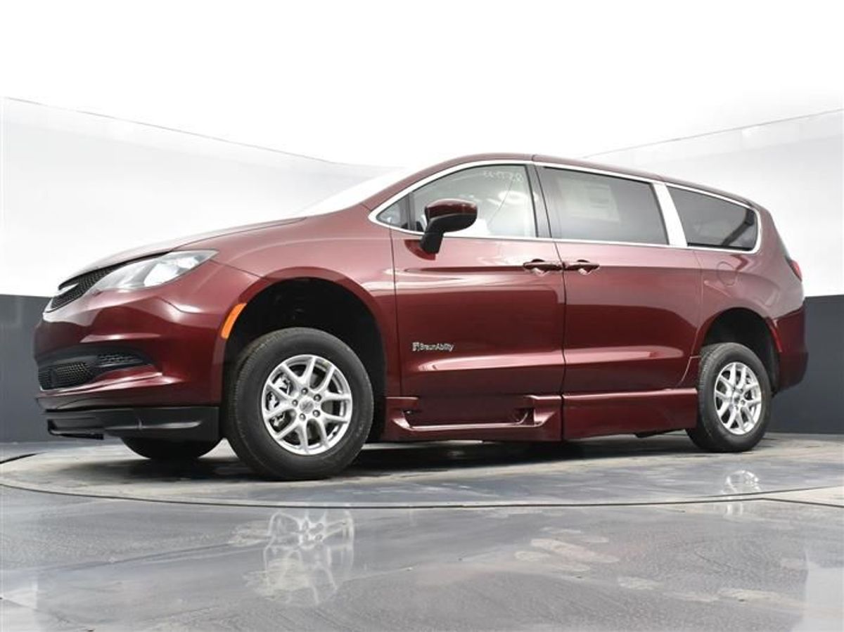 2023 CHRYSLER VOYAGER - Image 23