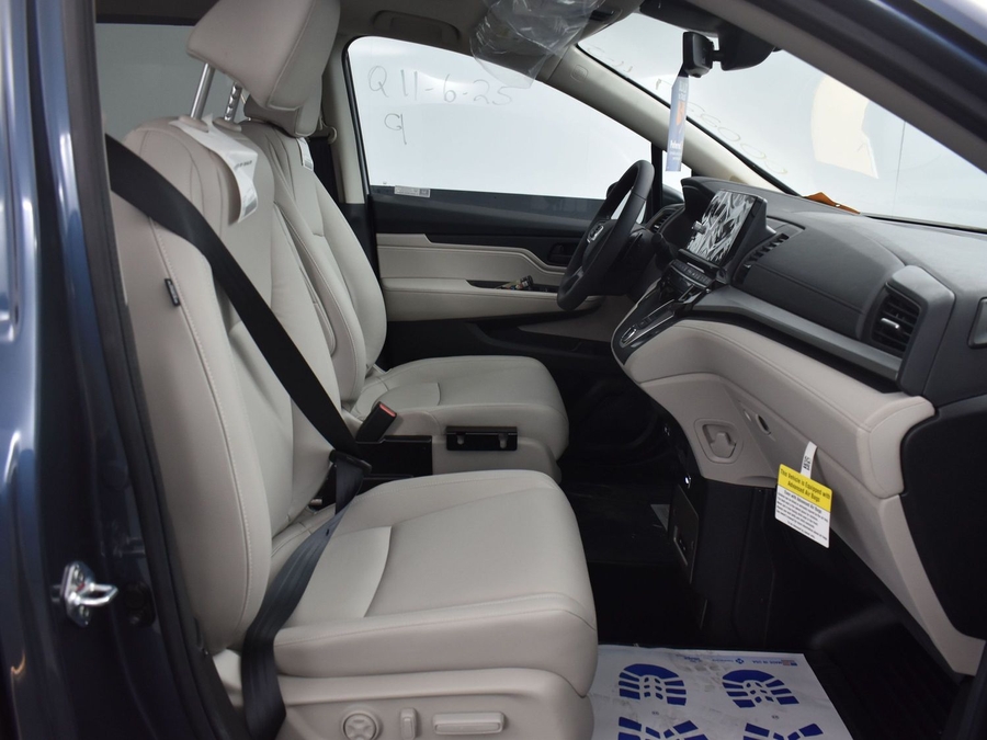 New 2026 Honda Odyssey EX-L - BraunAbility Side Entry Entry In Floor Automatic Ramp