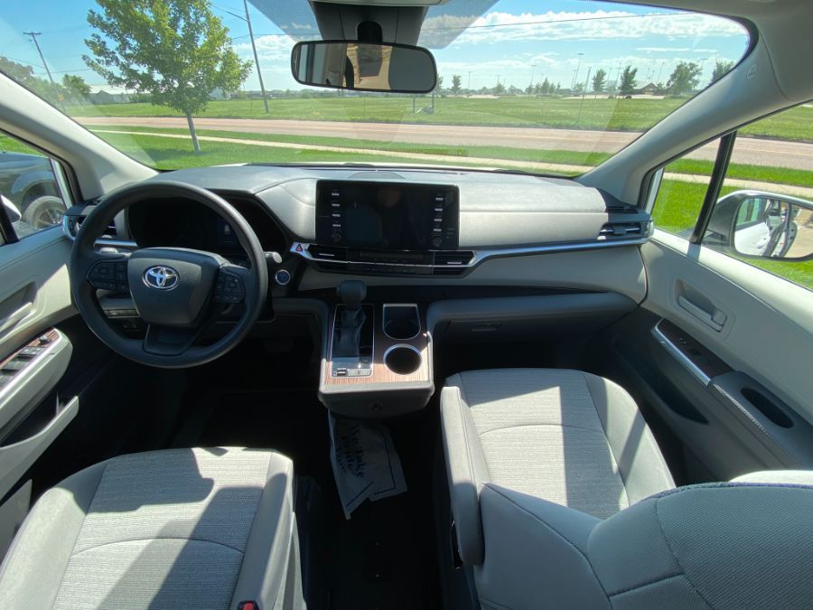 2022 TOYOTA SIENNA - Image 6