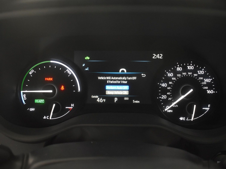 New 2025 Toyota Sienna Hybrid XLE Base - BraunAbility Side Entry Entry In Floor Automatic Ramp