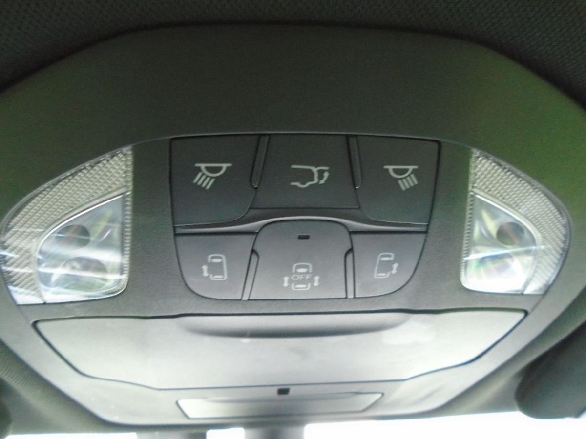 2019 CHRYSLER PACIFICA - Image 5