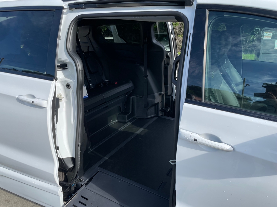 Blanco Chrysler Pacifica número de imagen 5
