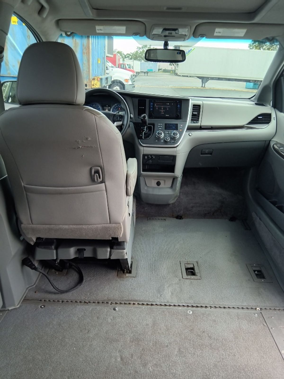 Blanco Toyota Sienna número de imagen 7
