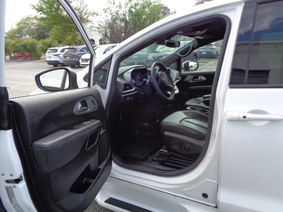 Used 2023 Chrysler Pacifica Touring L Sport - BraunAbility Side Entry Entry Fold Out Automatic Ramp