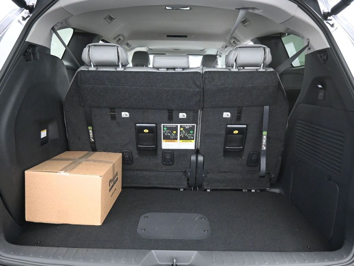2025 TOYOTA SIENNA - Image 14