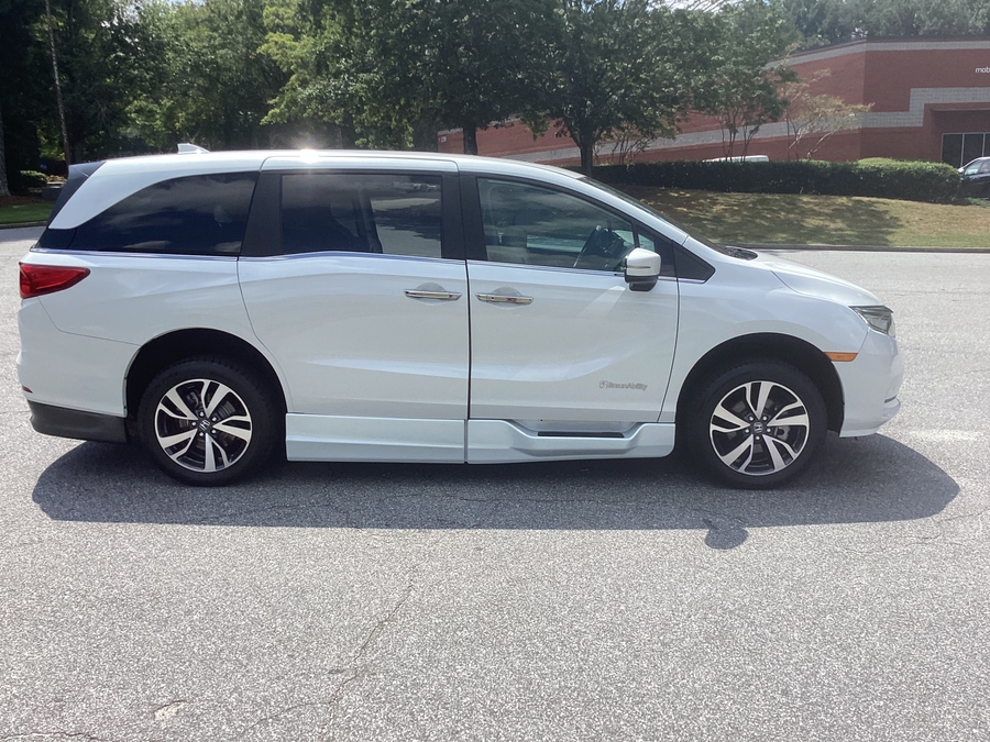  Honda Odyssey image number 4