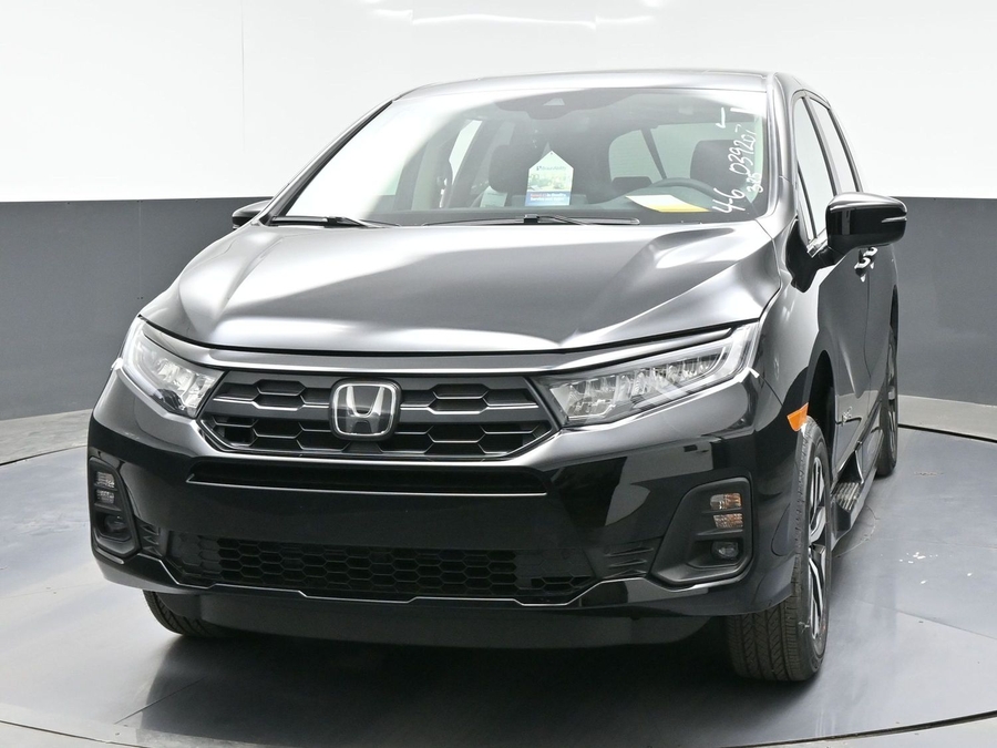 Black Honda Odyssey image number 1