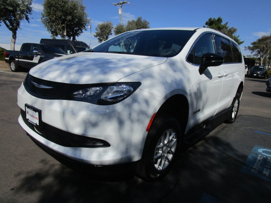 New 2025 Chrysler Voyager LX - BraunAbility Commercial Side Entry Entry Fold Out Manual Ramp