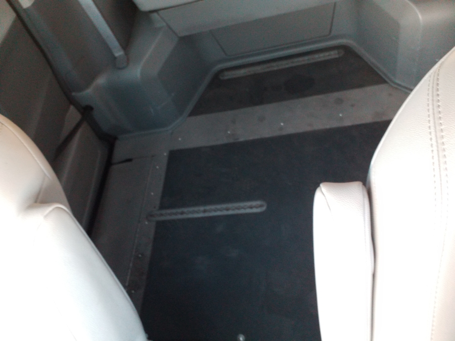 Used 2019 Toyota Sienna XLE - VMI Side Entry In Floor Automatic Ramp