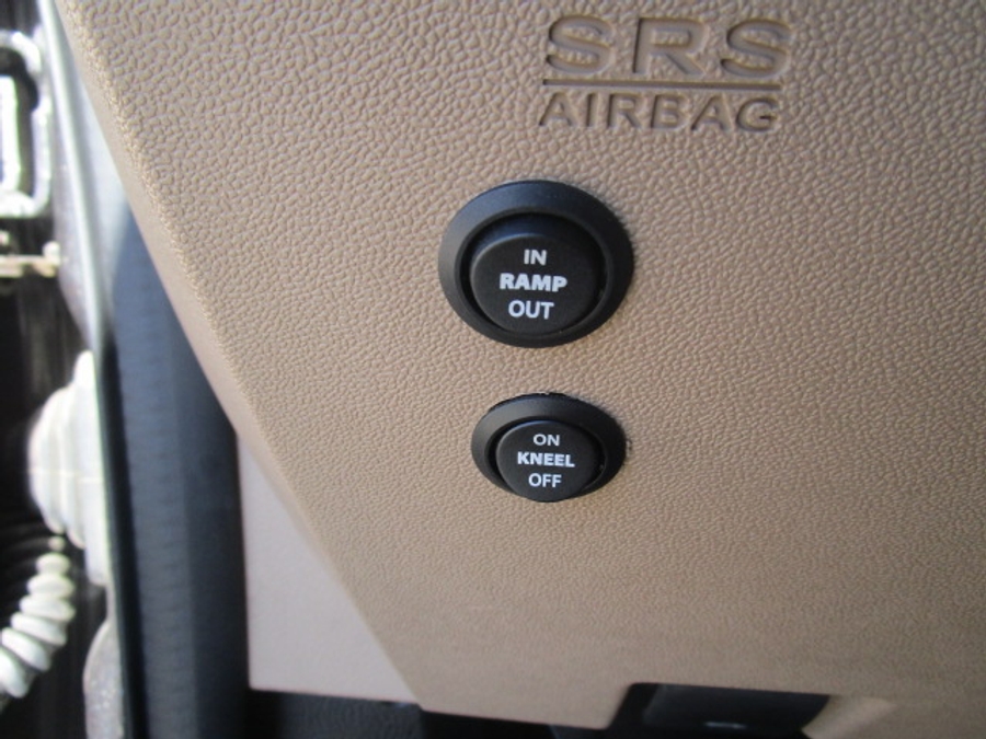 Used 2016 Dodge Grand Caravan SXT - VMI Side Entry Fold Out Automatic Ramp