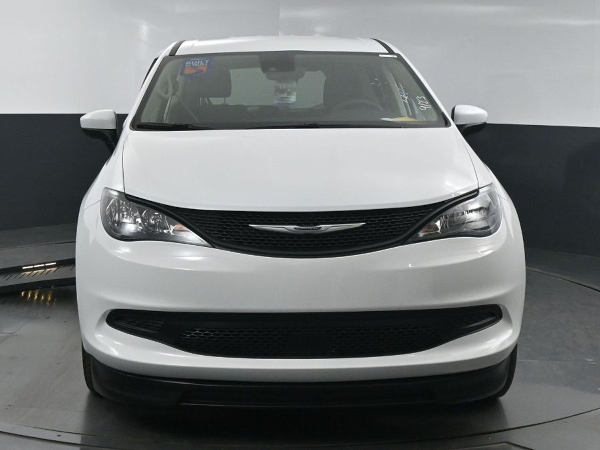 2023 CHRYSLER VOYAGER - Image 3