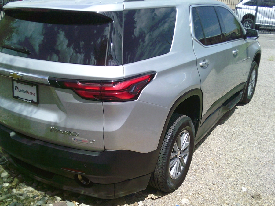 Used 2022 Chevrolet Traverse 1LT - BraunAbility Side Entry In Floor Automatic Ramp