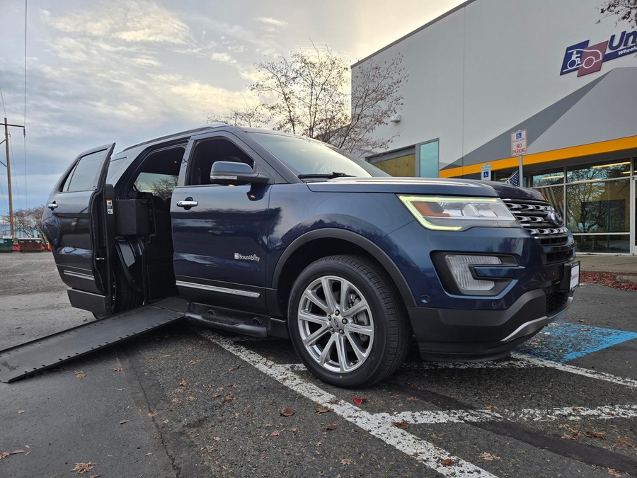 Used 2017 Ford Explorer Limited - BraunAbility Side Entry Entry In Floor Automatic Ramp