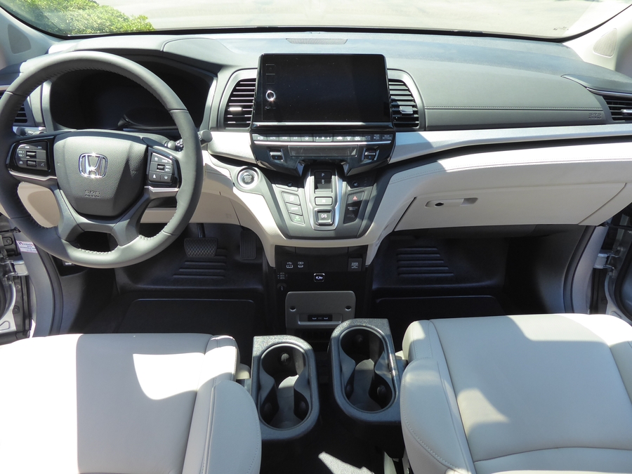New 2026 Honda Odyssey EX-L - BraunAbility Side Entry In Floor Automatic Ramp