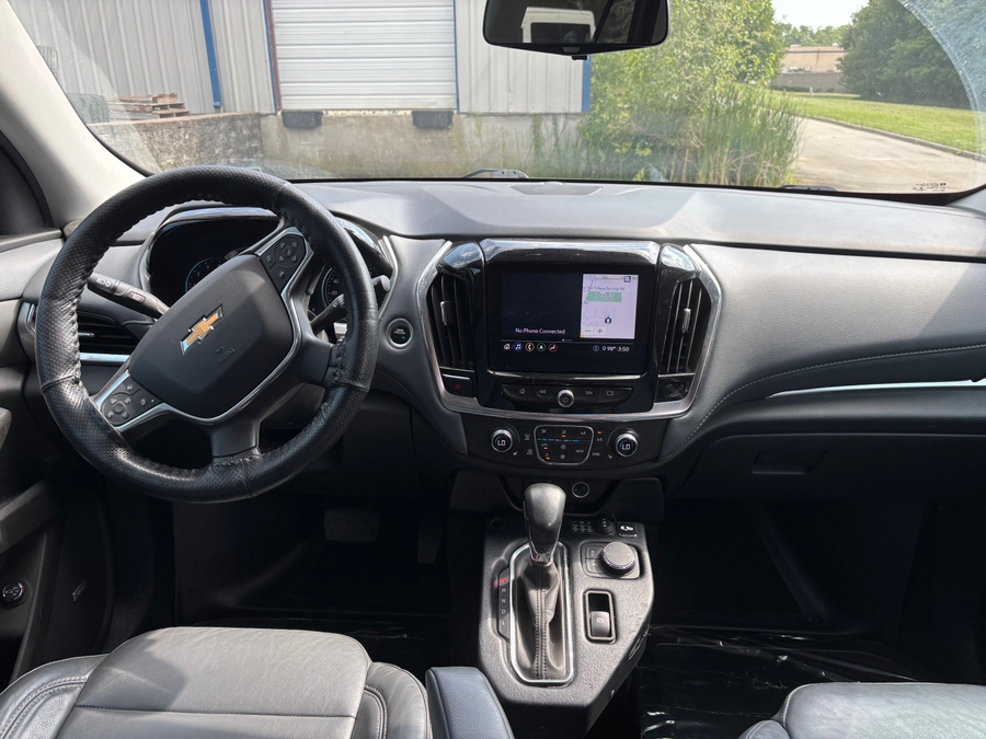 Used 2021 Chevrolet Traverse 3LT - BraunAbility Side Entry In Floor Automatic Ramp