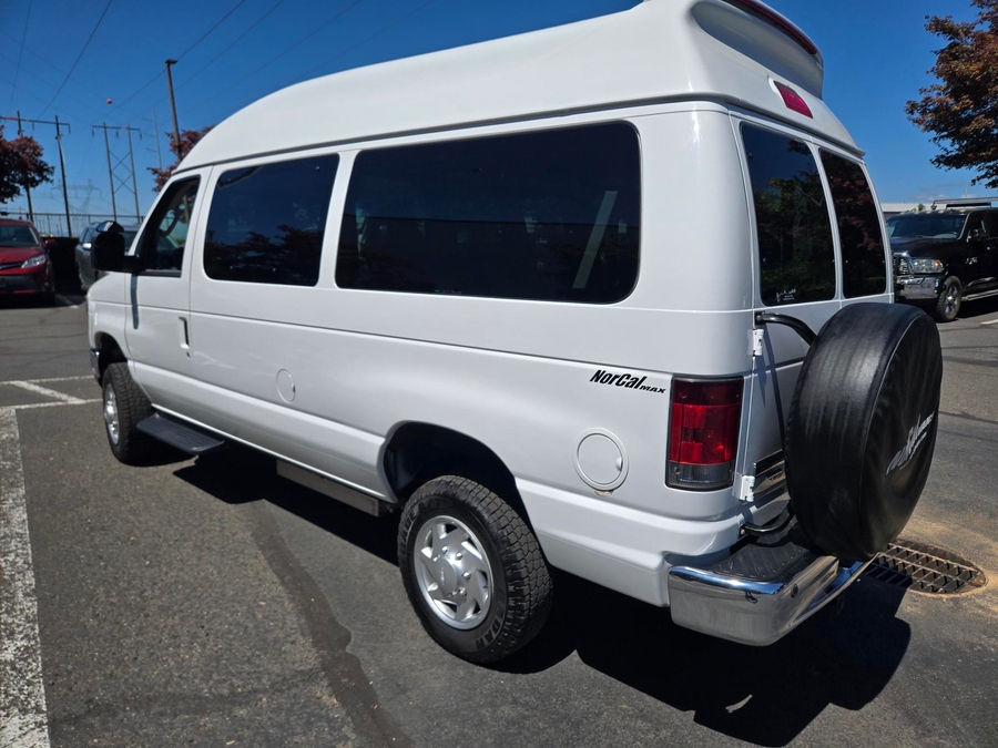 Used 2013 Ford Econoline E-350 SD XLT - OTH Side Entry Lift Automatic Ramp