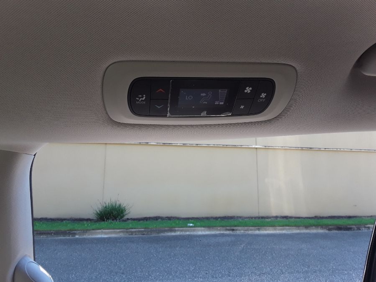 2017 CHRYSLER PACIFICA - Image 4