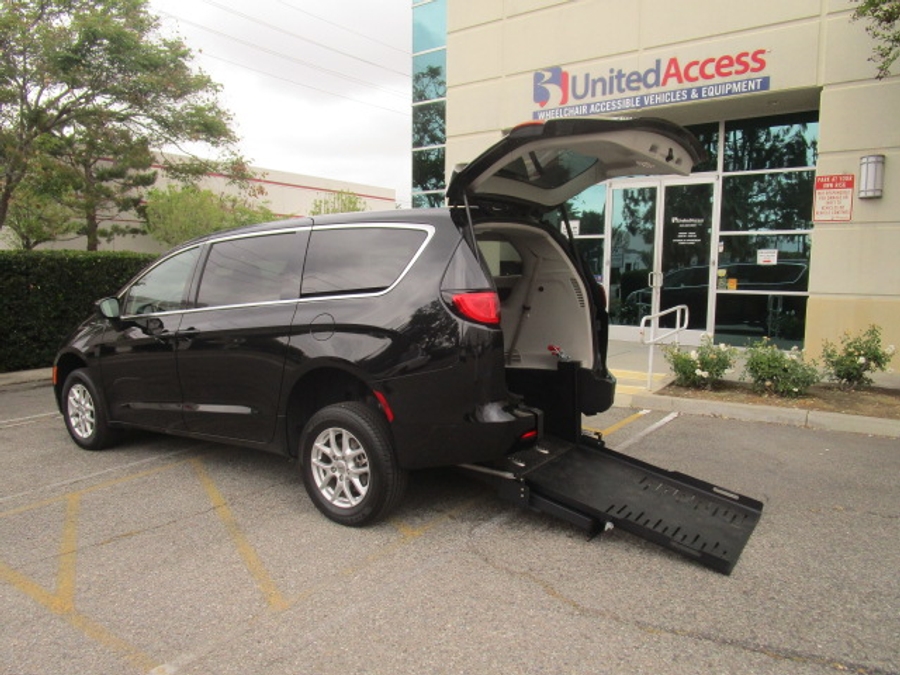 Used 2022 Chrysler Voyager LX - FR Conversions Rear Entry Entry Fold Out Manual Ramp