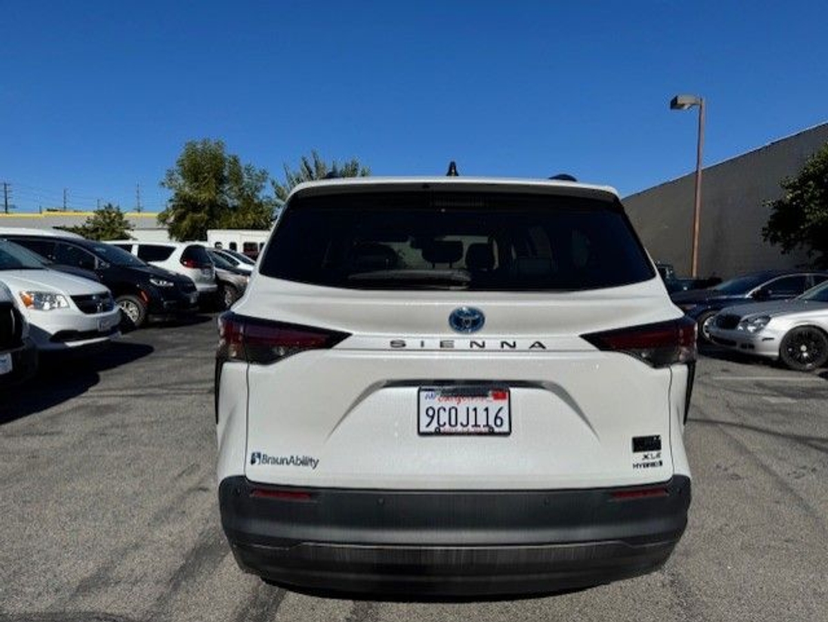 2022 TOYOTA SIENNA - Image 7