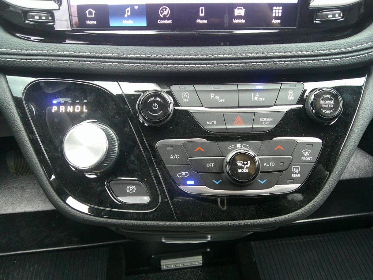 2026 CHRYSLER PACIFICA - Image 15