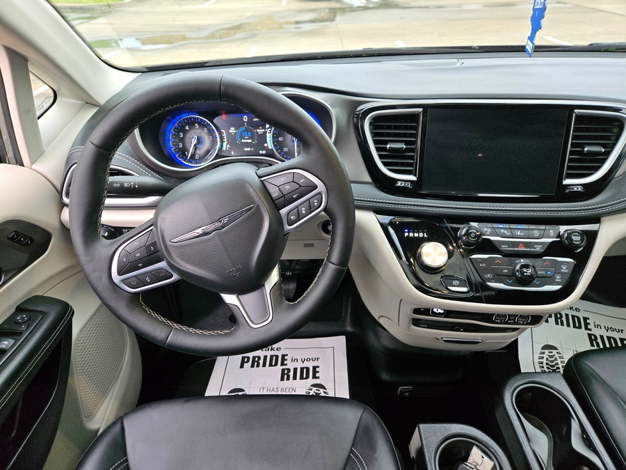 Used 2024 Chrysler Pacifica Touring L - BraunAbility Side Entry Entry Fold Out Automatic Ramp