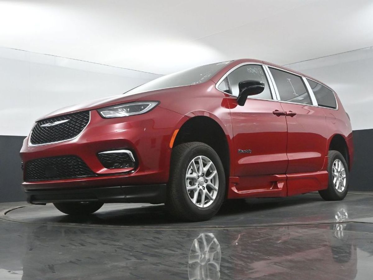 2025 CHRYSLER PACIFICA - Image 20