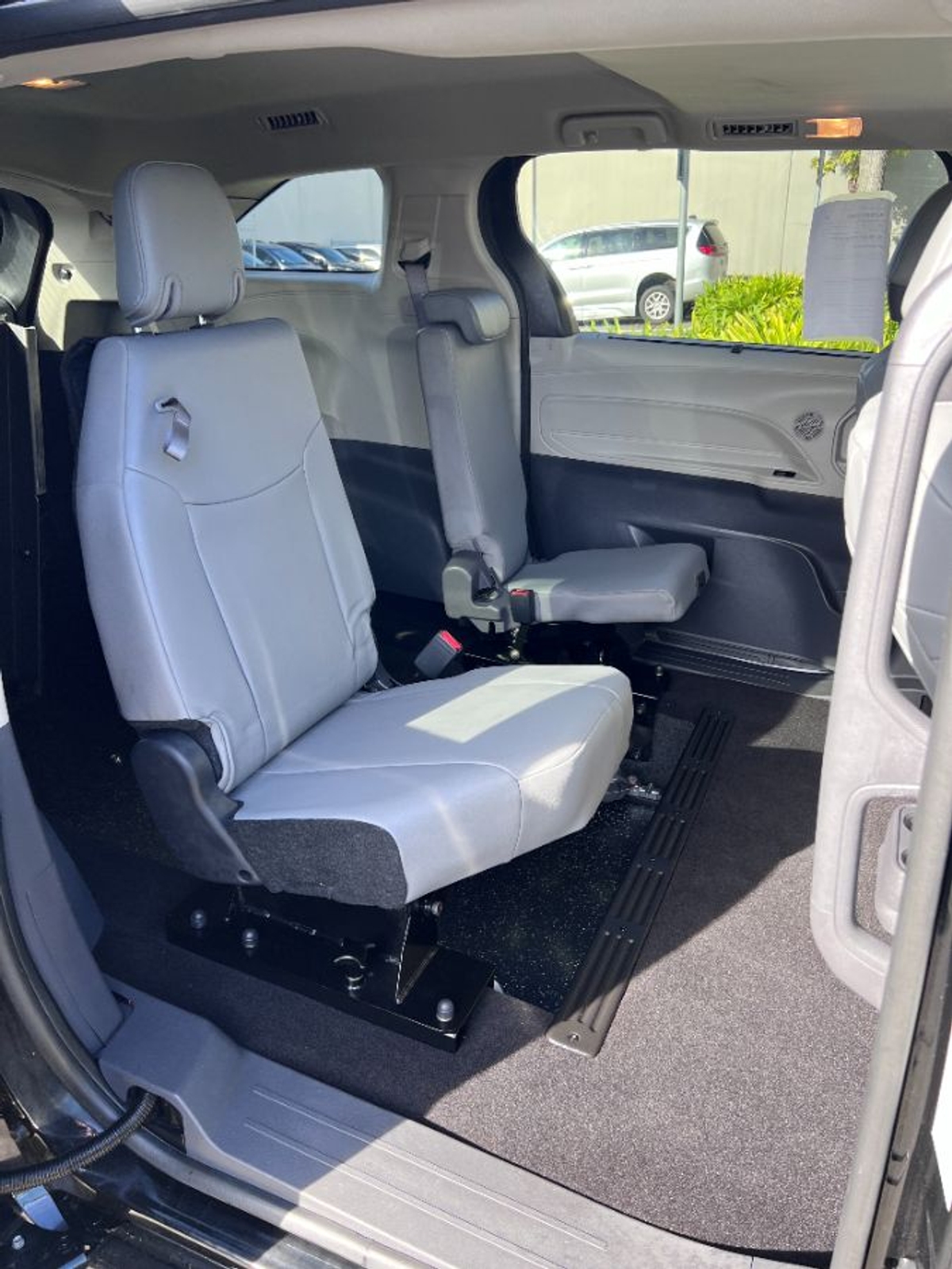 2024 TOYOTA SIENNA - Image 18