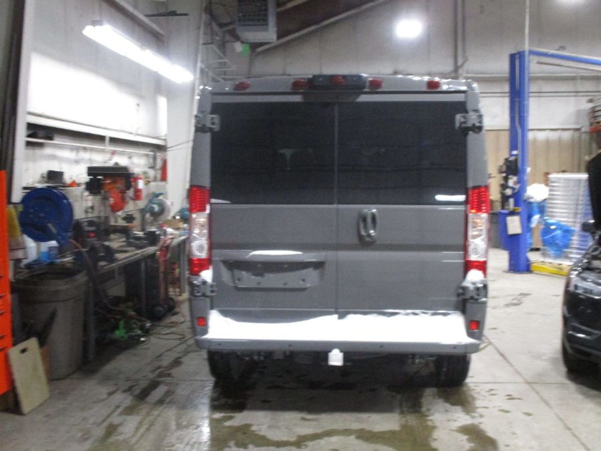 2025 RAM PROMASTER 1500 - Image 5