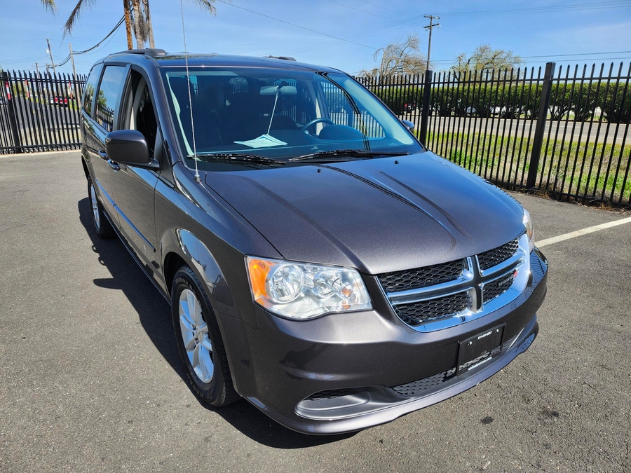 Used 2015 Dodge Grand Caravan SXT FRONT PASS TRANSFER SEAT - BraunAbility Rear Entry Entry Fold Out Automatic Ramp