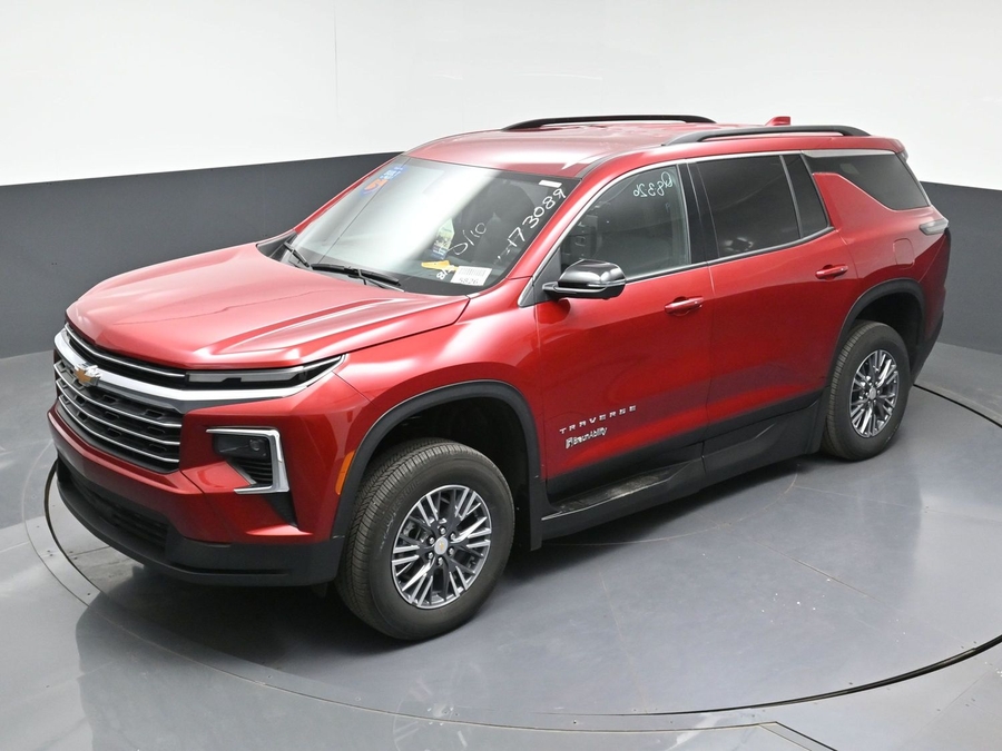New 2026 Chevrolet Traverse 1LT - BraunAbility Side Entry In Floor Automatic Ramp