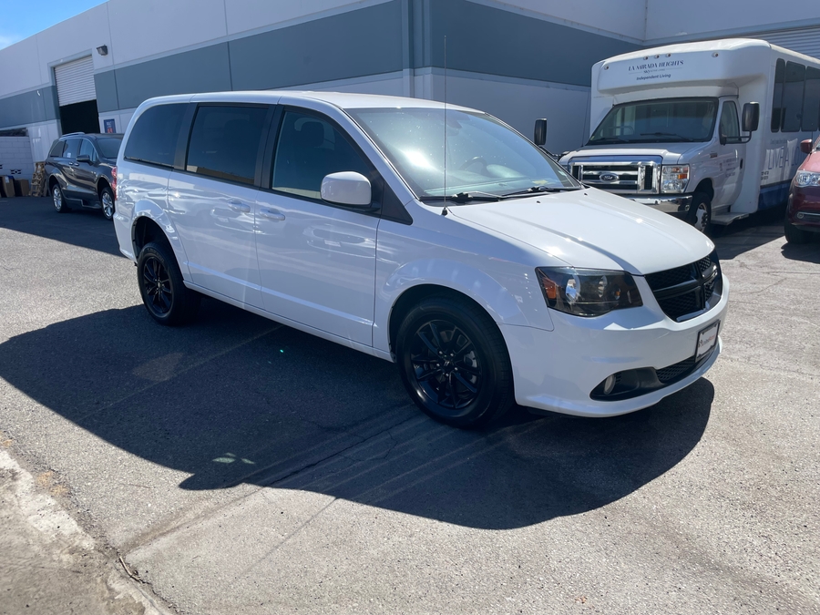 Used 2019 Dodge Grand Caravan SXT - VMI Side Entry Fold Out Manual Ramp
