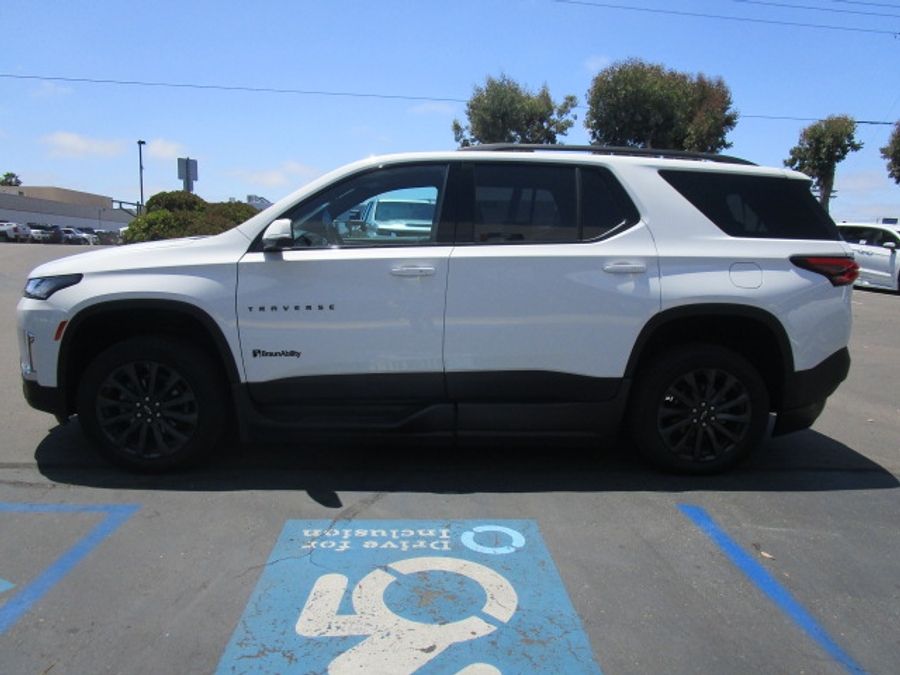 Used 2023 Chevrolet Traverse RS - BraunAbility Side Entry Entry In Floor Automatic Ramp