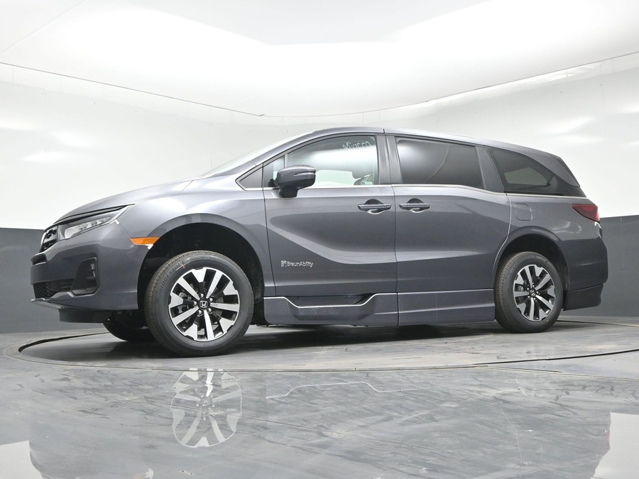 Grey Honda Odyssey image number 13