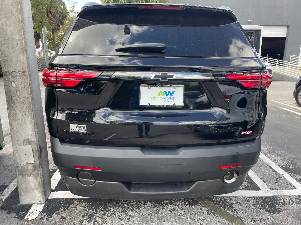 2023 CHEVROLET TRAVERSE - Image 9